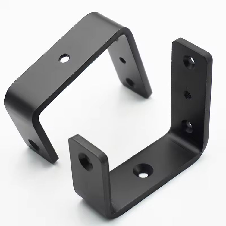 ¿Cuáles son las aplicaciones específicas de los componentes de la máquina punzonadora única en el campo industrial?